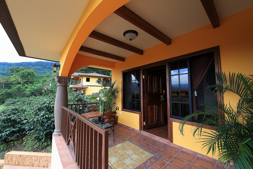 Deluxe Coffee Cottage 1
