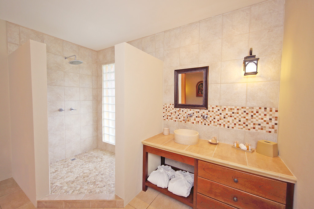 Deluxe Rooms 5