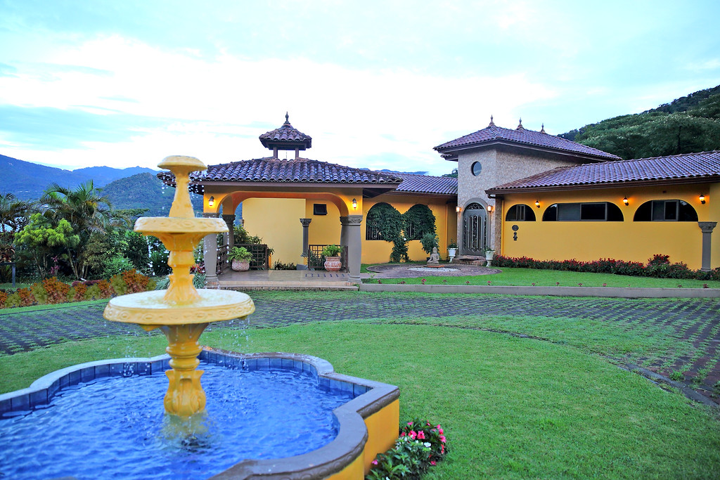 Resort fountain